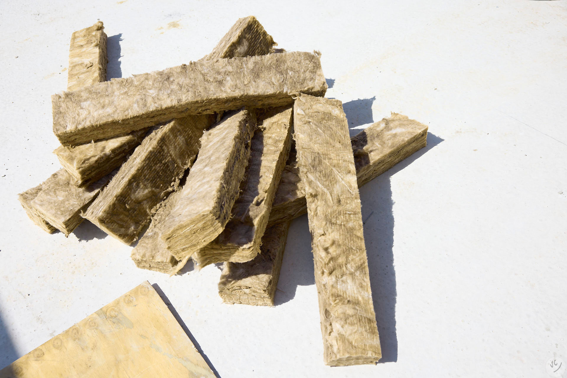 Rockwool isolering monteres